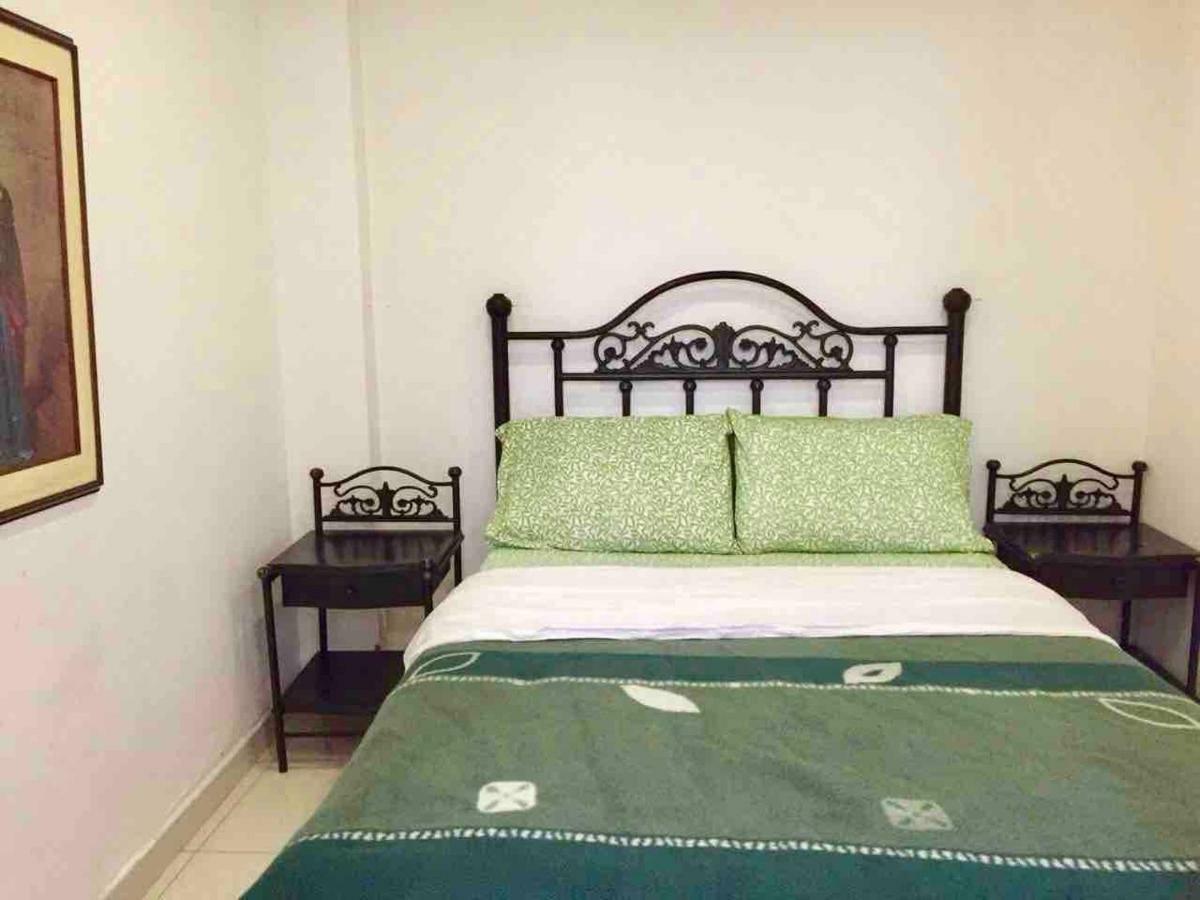 Apartment Spacious 2 Bedroom Location 101 *