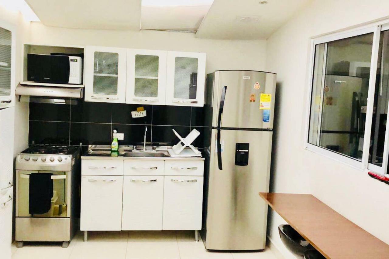 Spacious 2 Bedroom Location 101 Apartment *